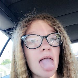 Meet your Posher, Kassidy